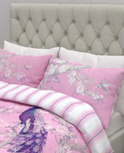 Load image into Gallery viewer, Belvedere Printed Fuchsia Duvet Cover