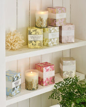 Load image into Gallery viewer, Fresh Linen and Jasmine Scented Candle

