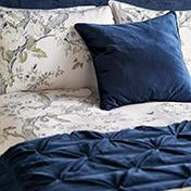 Load image into Gallery viewer, Belvedere Midnight Print Pillowcase
