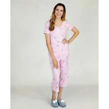 Load image into Gallery viewer, Blush Daisy Print Henley Capri Set
