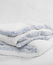 Load image into Gallery viewer, 300T Cotton Sateen Blue Duvet Insert
