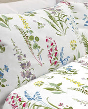Load image into Gallery viewer, Botanical Floral Duvet Cover Bedset
