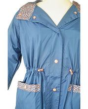 Load image into Gallery viewer, Blue Wet Weather Fold Away Mac
